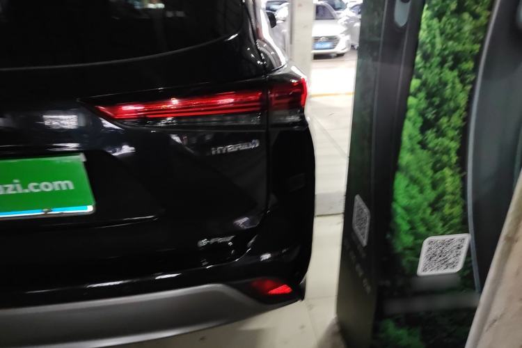 Used Toyota Highlander 2022 Dual-Engine 2.5L Four-Wheel Drive Prestige Version 7 Seats Exterior 3