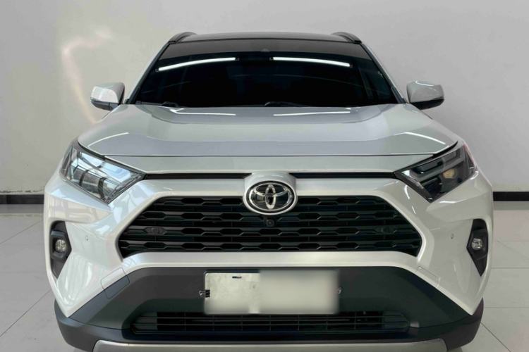 Used Toyota RAV4 2023 2.0L CVT Two-Wheel Drive Fashion Plus Edition
