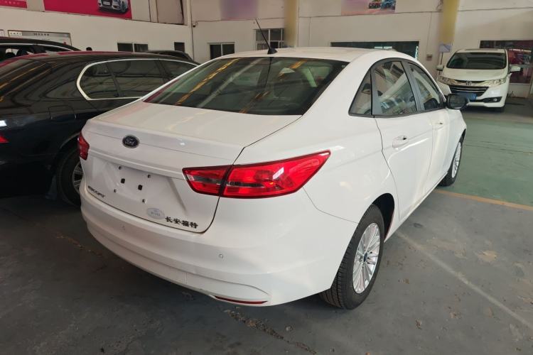 Used Ford Escort 2015 1.5L Manual Comfort Model
