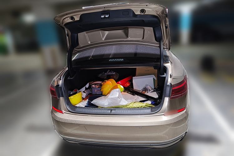 Used Volkswagen Passat 2022 330TSI Luxury Edition Trunk