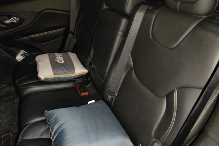 Used Jeep Cherokee 2017 2.0L Superior Edition