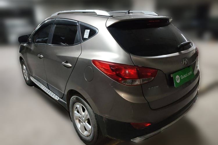 Used Hyundai ix35 2012 2.0L Manual Two-Wheel Drive New Edition GL
