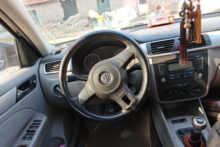 Used Volkswagen Bora 2012 1.6L Manual Fashion Edition Steering Wheel