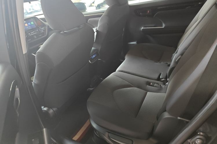 Used Toyota Highlander 2023 2.5L Smart Electric Hybrid Dual-Drive Elite Version 7 Seats
