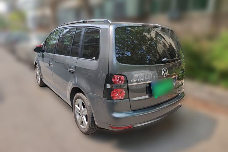 Used Volkswagen Touran 2013 1.4T Manual Fashion Edition 5 Seats Rear Left 45 Deg