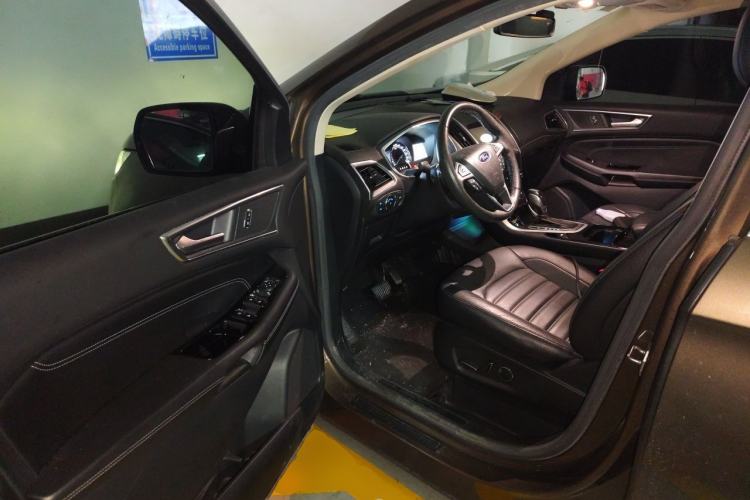 Used Ford Edge 2016 EcoBoost 245 Two-Wheel-Drive Titanium 7-Seater