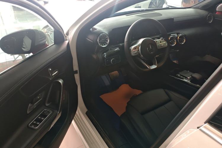 Used Mercedes-Benz A-Class 2022 Restyled A 200 L Sport Sedan Fashion Version Driver Seat