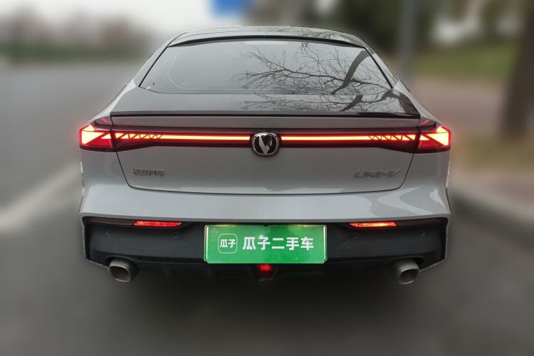 Used CHANGAN UNI-V iDD 2023 ZhiDian iDD 1.5T 113km ZhiKu Model Rear