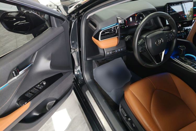 Used Toyota Camry 2021 2.5G Luxury Edition
