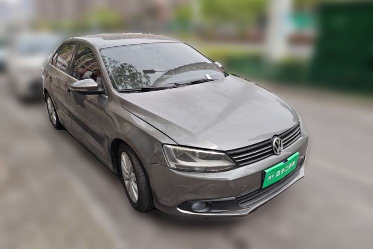 Used Volkswagen Sagitar 2014 1.6L Automatic Comfort Model Front Right 45 Deg