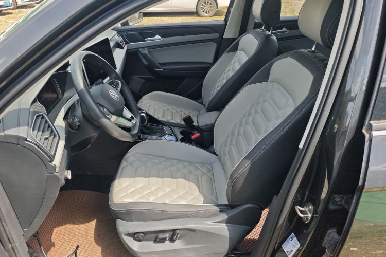 Used Volkswagen Tayron 2023 330TSI Two-Wheel-Drive Luxury Plus Advanced Version
