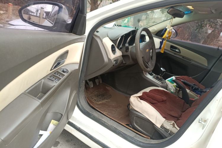 Used Chevrolet Cruze 2015 1.5L Classic SL MT