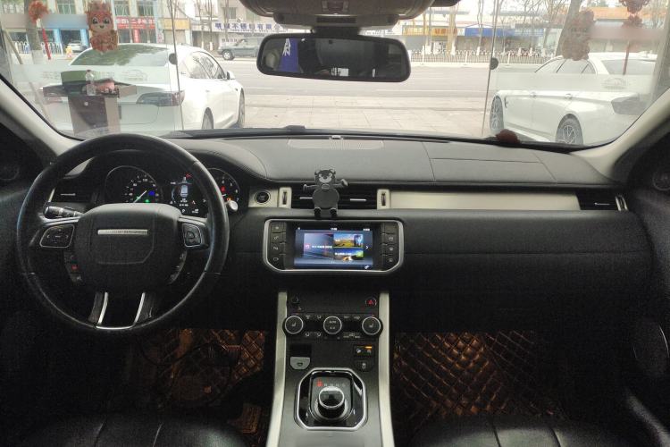 Used Land Rover Range Rover Evoque 2017 2.0T British-Style Prestige Edition
