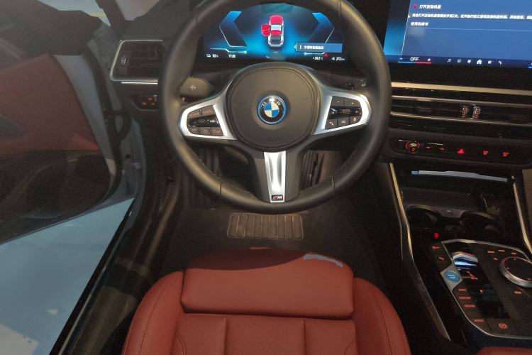 Used BMW i4 2023 eDrive35
