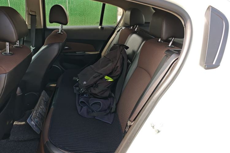 Used Chevrolet Cruze 2013 Hatchback 1.6L Manual Luxury Model Left Rear Seat