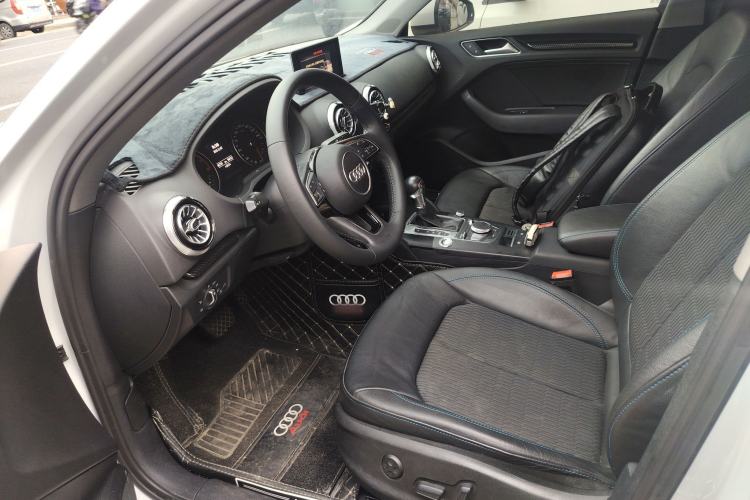 Used Audi A3 2019 Limousine 35 TFSI Fashion Edition China V standard
