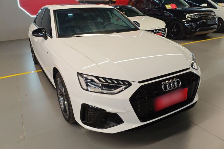 Used Audi A4L 2022 40 TFSI Luxury Dynamic Model