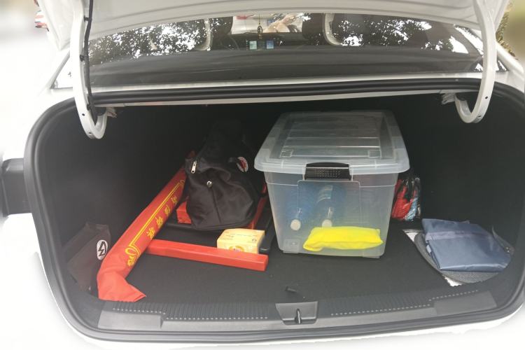 Used Roewe i5 2026 Model 1.5L CVT Luxury Version
