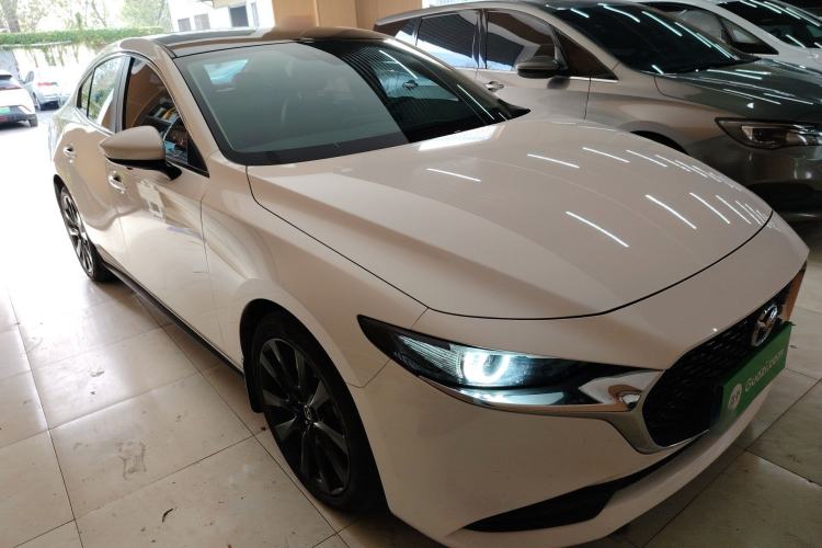 Used Mazda 3 Axela 2021 2.0L Automatic Zhiyao Edition Front Right 45 Deg