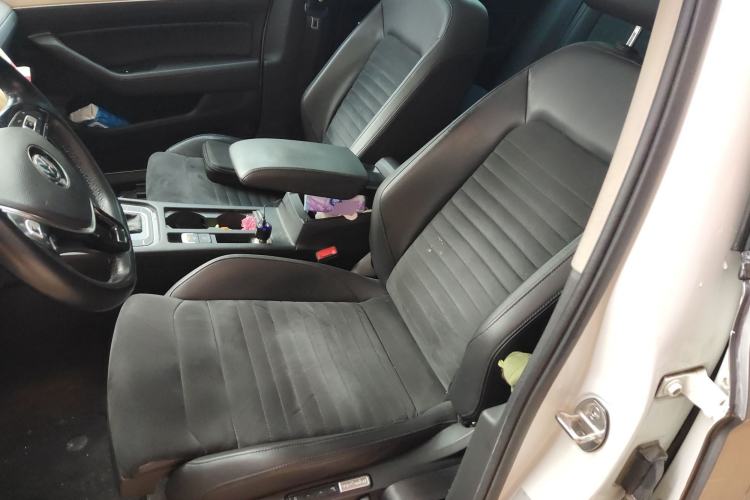 Used Volkswagen Variant 2018 380TSI Two-Wheel Drive Comfort Edition