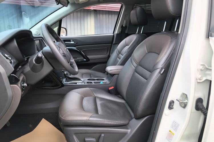 Used GAC Trumpchi GS4 2017 235T Automatic Two-Wheel Drive Luxury Smart Connectivity Version Left Front Seat