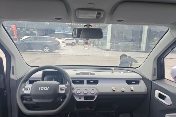 Used Chery QQ Ice Cream 2022 Pudding Model Center Console