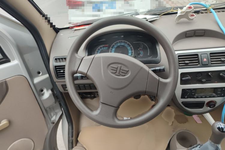 Used FAW Jiabao V70 II 2012 1.0L Standard Version