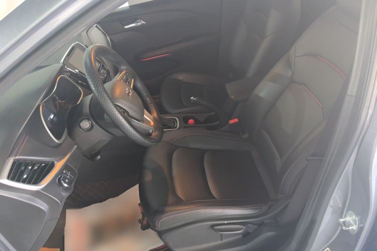 Used Chevrolet Monza 2020 Light Hybrid RS 330T Automatic Comfort Edition Left Front Seat