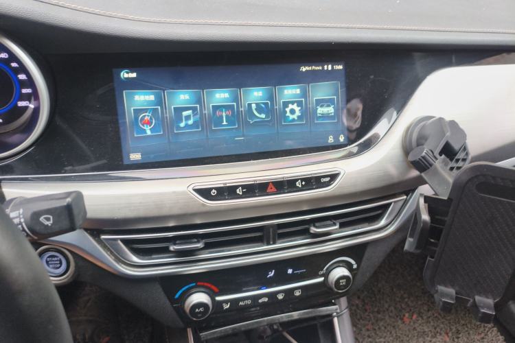 Used Changan Eado 2019 High-Energy Edition 1.6L GDI Automatic Pioneer Model China VI Standard
