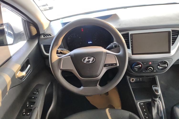 Used Hyundai Verna (new generation) 2016 1.4L Automatic Cool Edition GLS