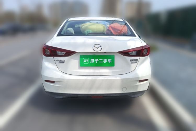 Used Mazda 3 Axela 2016 Sedan 1.5L Manual Comfort Model
