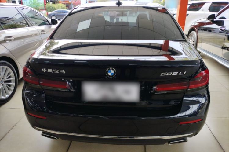 Used BMW 5 Series 2022 Restyled 525Li Luxury Package Rear