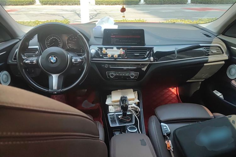 Used BMW 1 Series 2020 120i M Sport Package Center Console