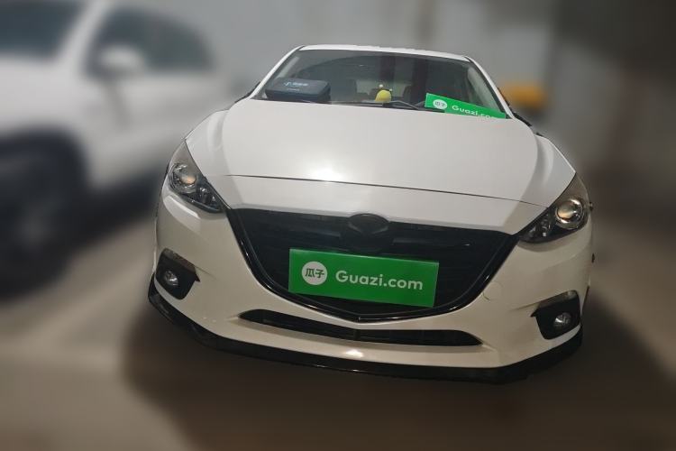 Used Mazda 3 Axela 2014 Hatchback 1.5L Automatic Luxury Model Front