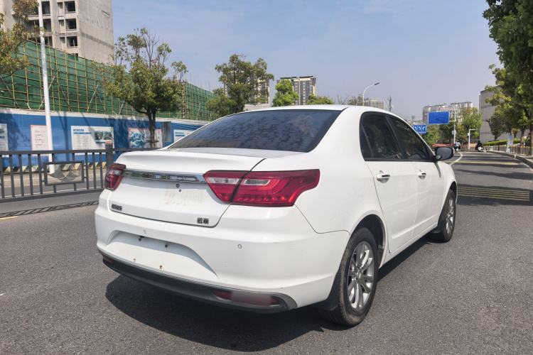 Used Geely Auto Vision 2019 Upgraded Model 1.5L Manual Luxury Version China VI Standard
