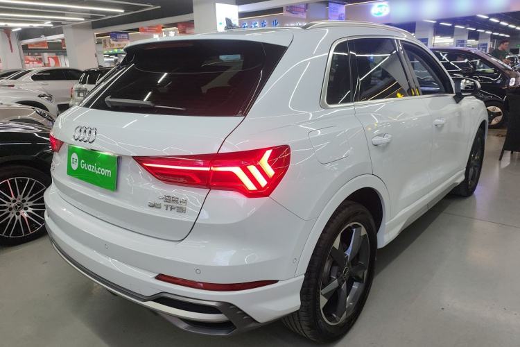 Used Audi Q3 2023 35 TFSI Fashion Dynamic Model (1.4T) Rear Right 45 Deg