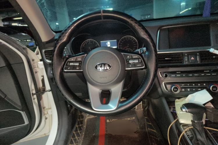 Used Kia K5 2019 Pro 2.0L Automatic Luxury Version China VI Standard