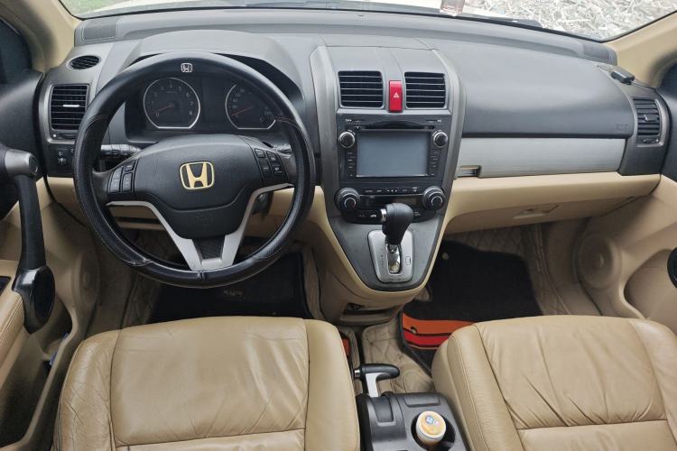 Used Honda CR-V 2010 2.4L automatic four-wheel drive luxury version Center Console