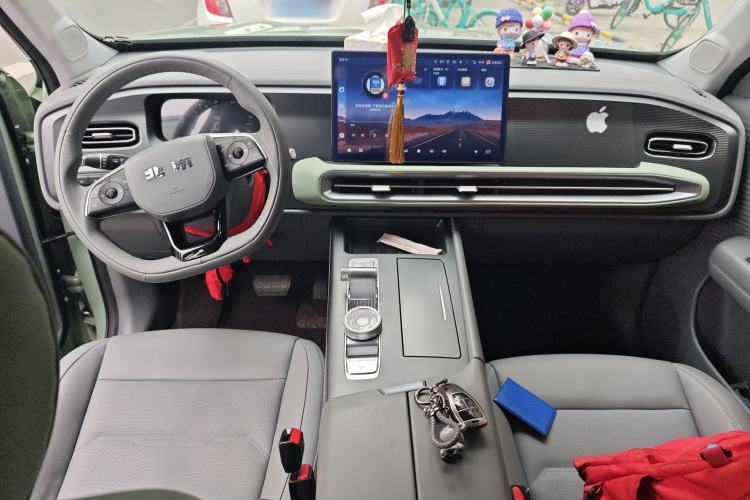 Used BAIC Off-Road BJ30 2024 1.5T Magic Electric Drive Advanced Version Center Console