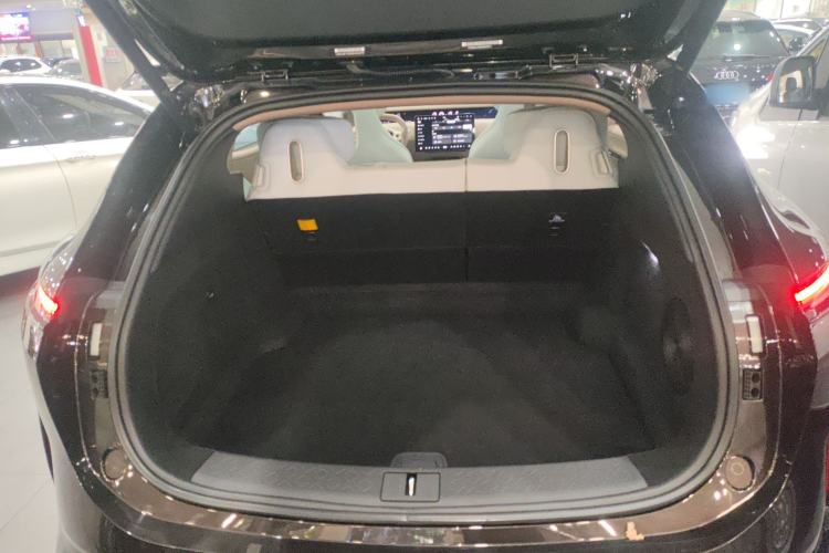Used Avatr 07 2024 Pro+ All-Electric Version Trunk