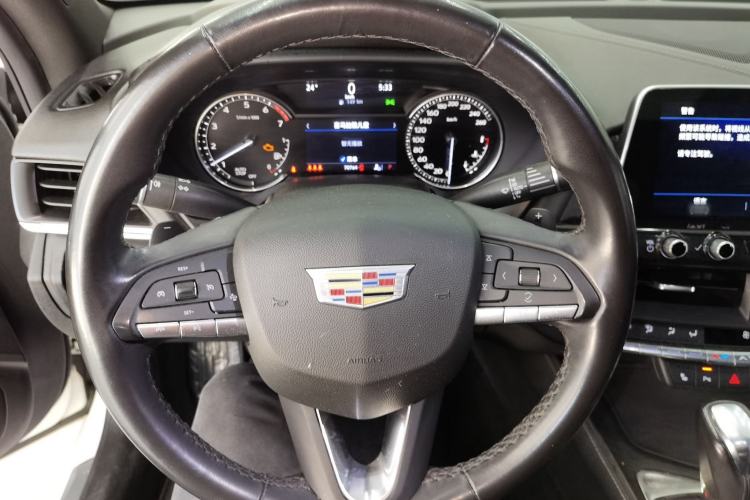 Used Cadillac CT4 2021 28T Luxury Model Steering Wheel