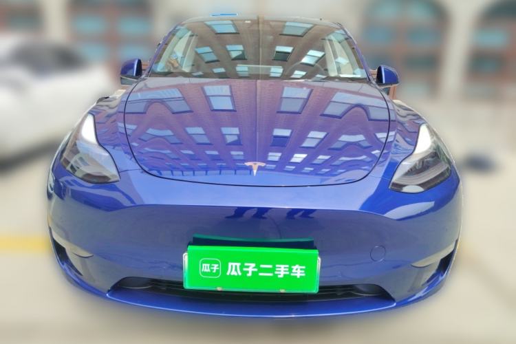 Used Tesla Model Y 2021 Long-Range All-Wheel-Drive Version Front