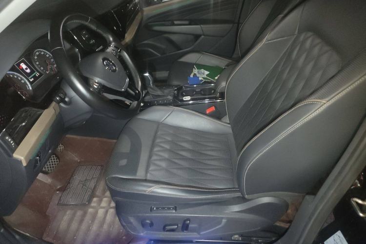 Used Volkswagen Passat New Energy 2019 430 PHEV Hybrid Luxury Edition Left Front Seat