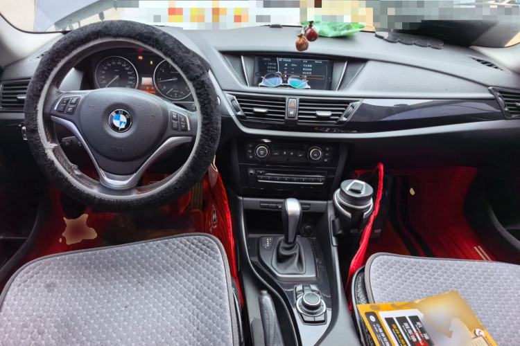 Used BMW X1 2013 sDrive18i Sport Design Package Center Console