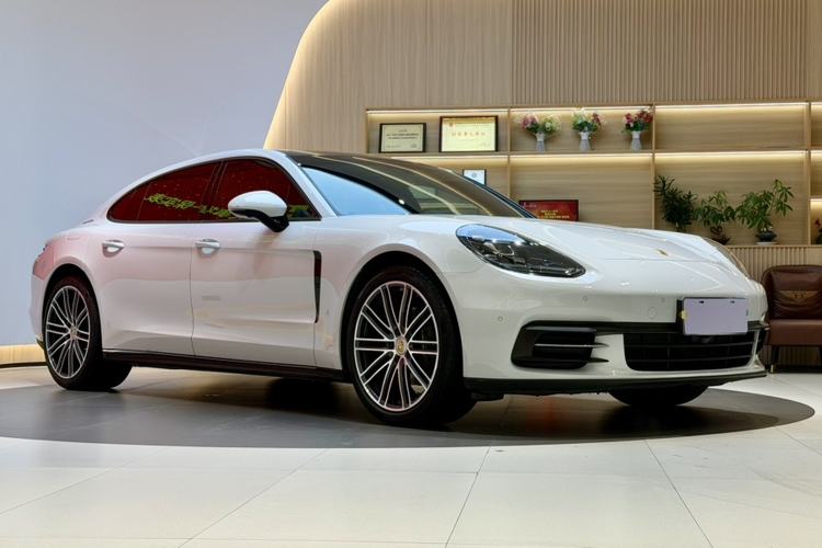 Used Porsche Panamera 2017 Panamera Executive Long Wheelbase 3.0T