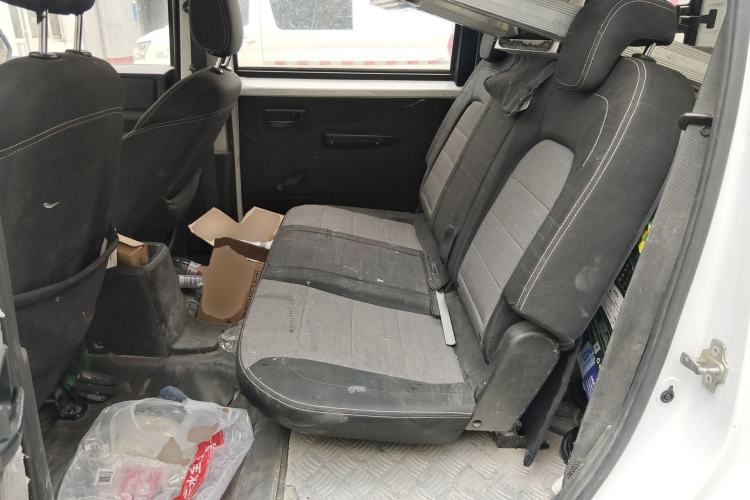 Used Wuling Hongguang PLUS 2020 1.5L Manual Standard Edition 5 Seats Left Rear Seat