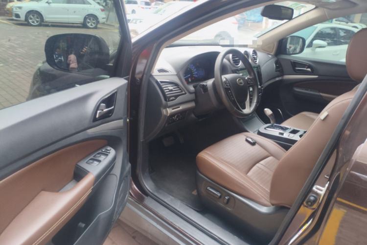 Used BYD S7 2016 2.0T Automatic Prestige Edition Driver Seat