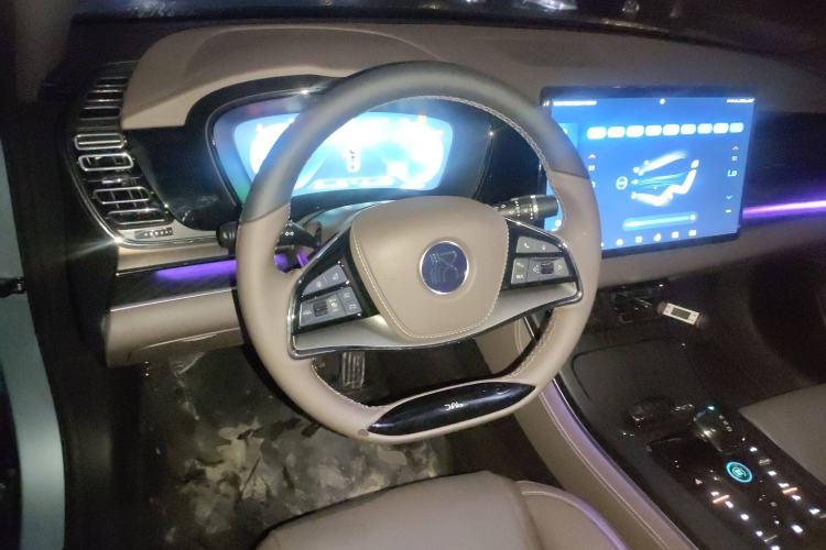 Used BYD Han 2023 DM-i Champion Edition 121KM Prestige Model