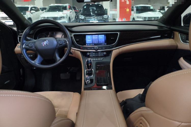 Used Buick LaCrosse 2021 652T Premium Edition Center Console