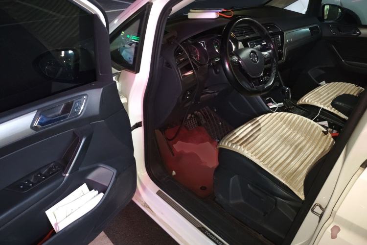 Used Volkswagen Touran 2018 Volkswagen Touran L 280TSI DSG Comfort Edition 7 Seats China V Emission Standard